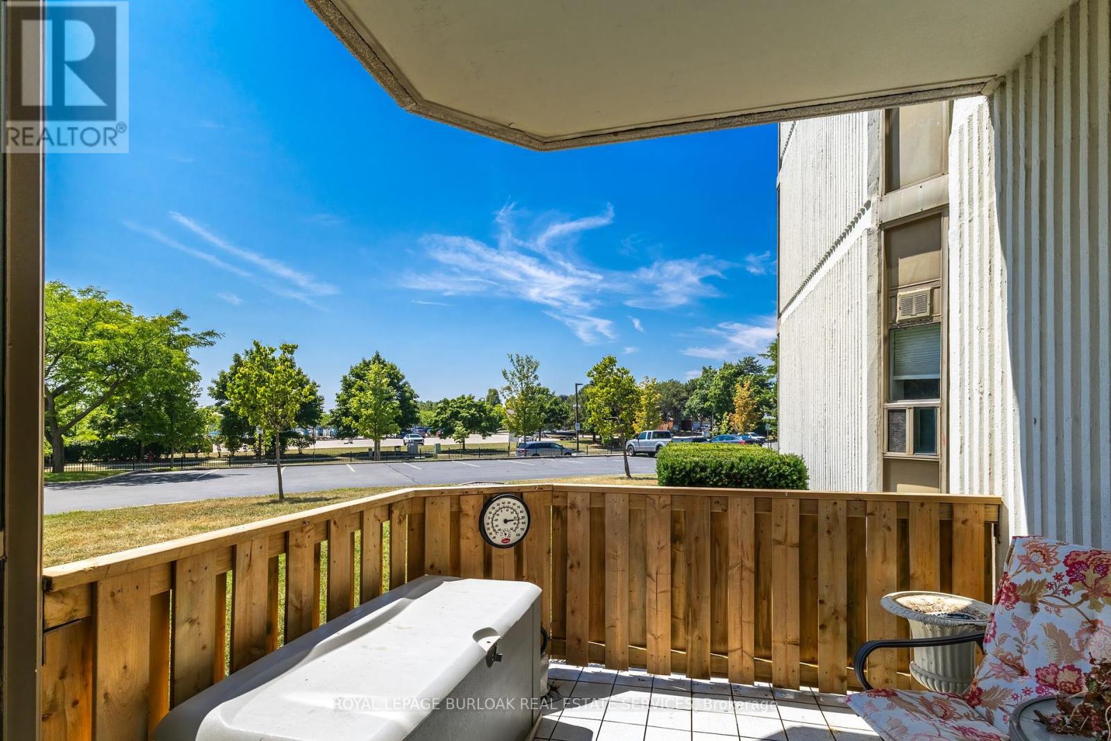 Photo 25 of 101 5070 Pinedale Avenue, Burlington ON