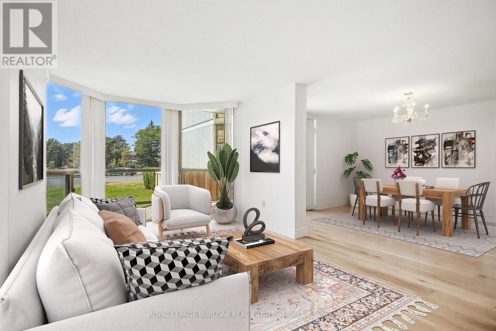 Photo 6 of 101 5070 Pinedale Avenue, Burlington ON