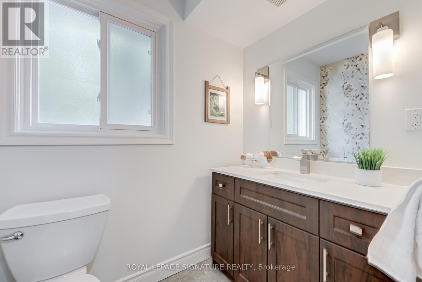 Photo 15 of 1481 Otis Avenue, Mississauga ON