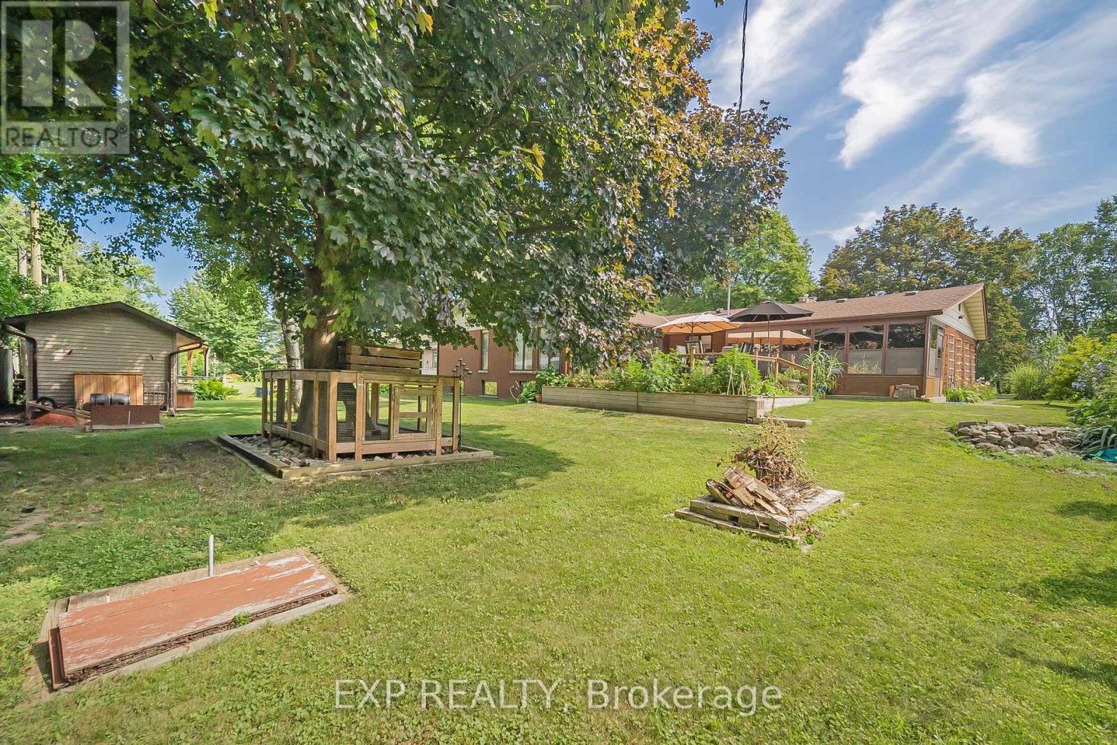 Photo 42 of 15 Hawthorne Road, Cambridge ON