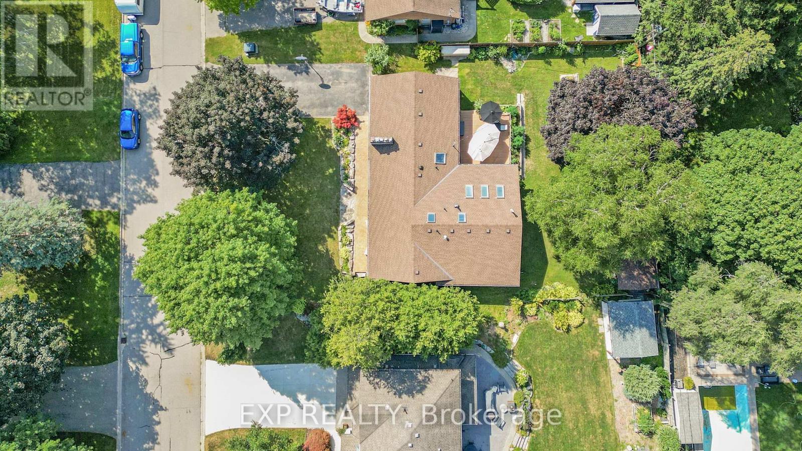 Photo 44 of 15 Hawthorne Road, Cambridge ON