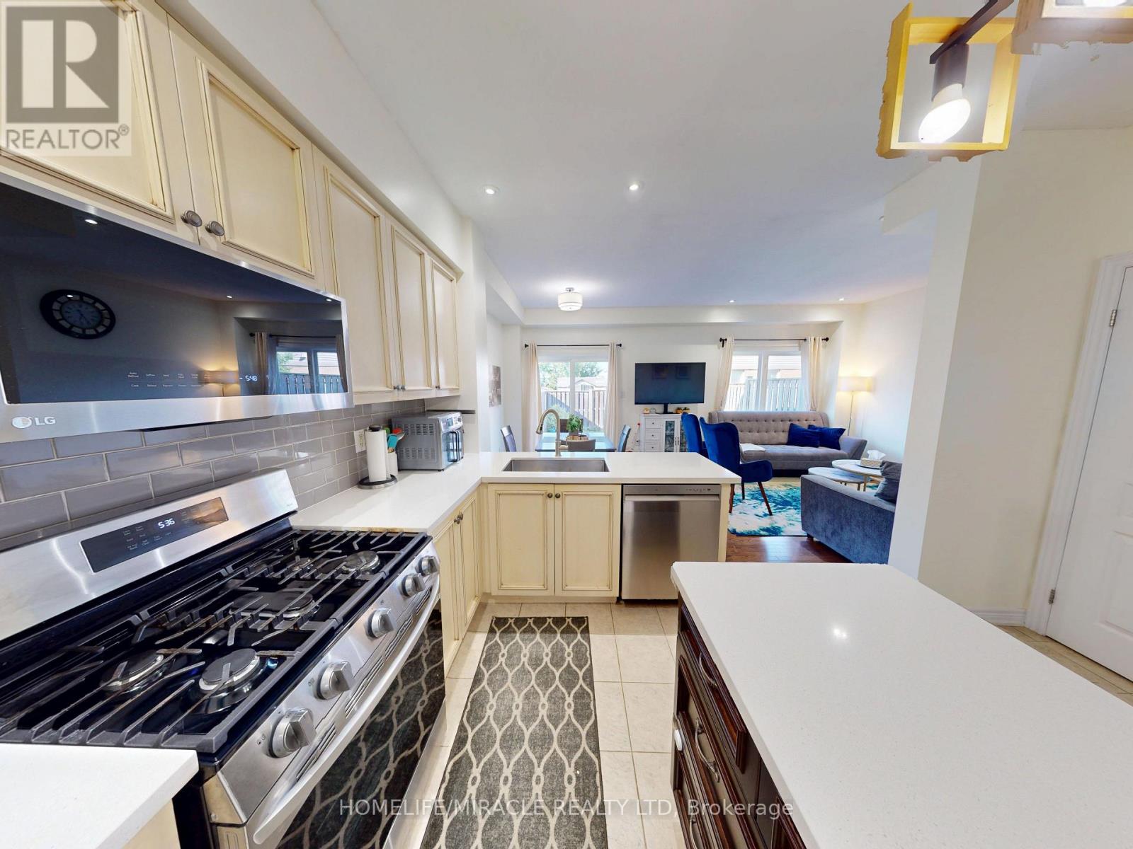 Photo 12 of 43 515 Winston Road, Grimsby ON