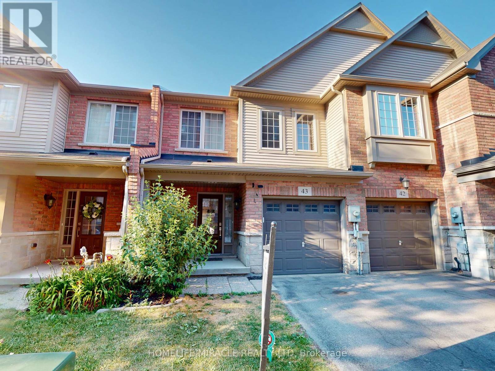 Photo 2 of 43 515 Winston Road, Grimsby ON