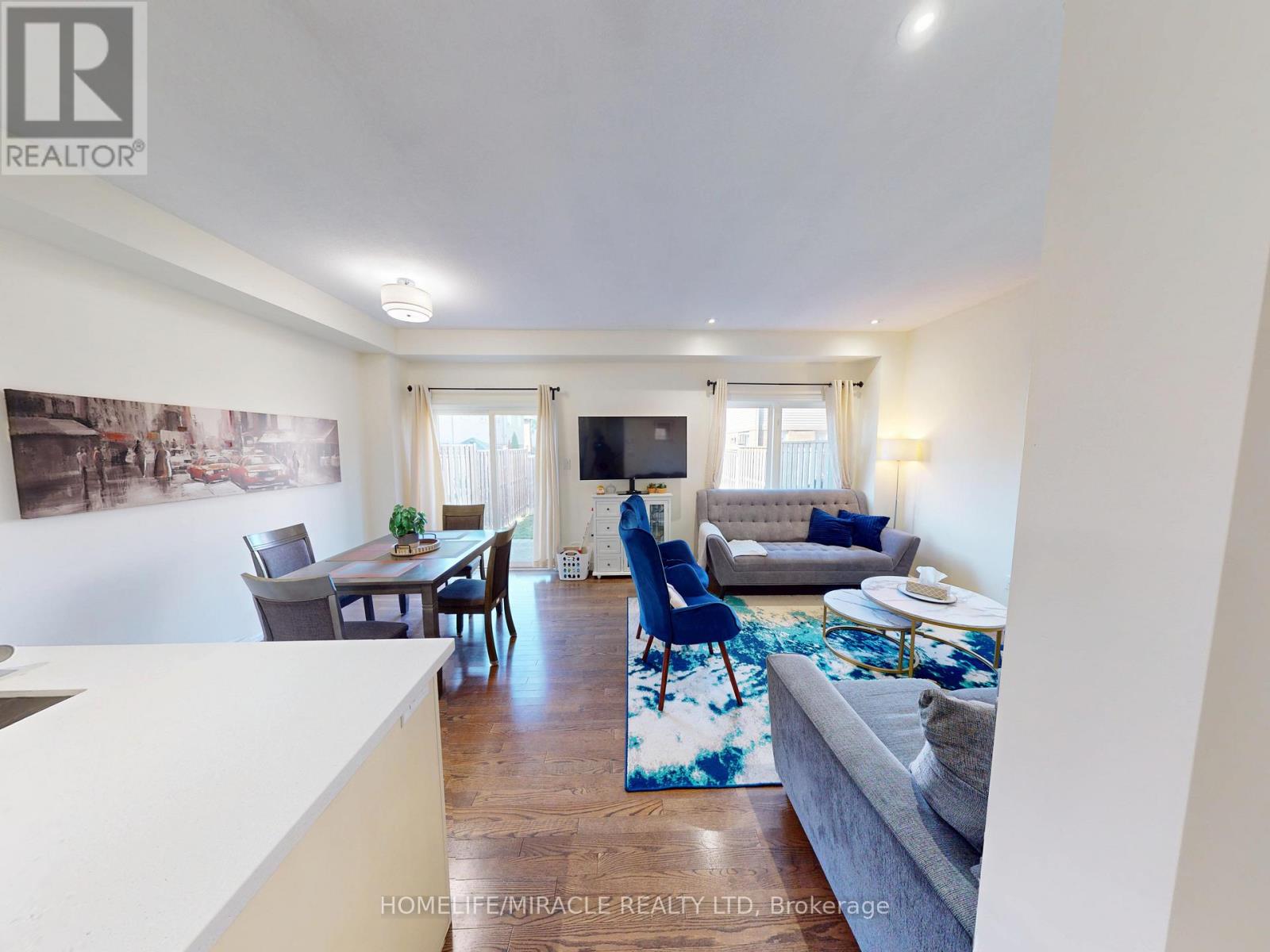 Photo 21 of 43 515 Winston Road, Grimsby ON