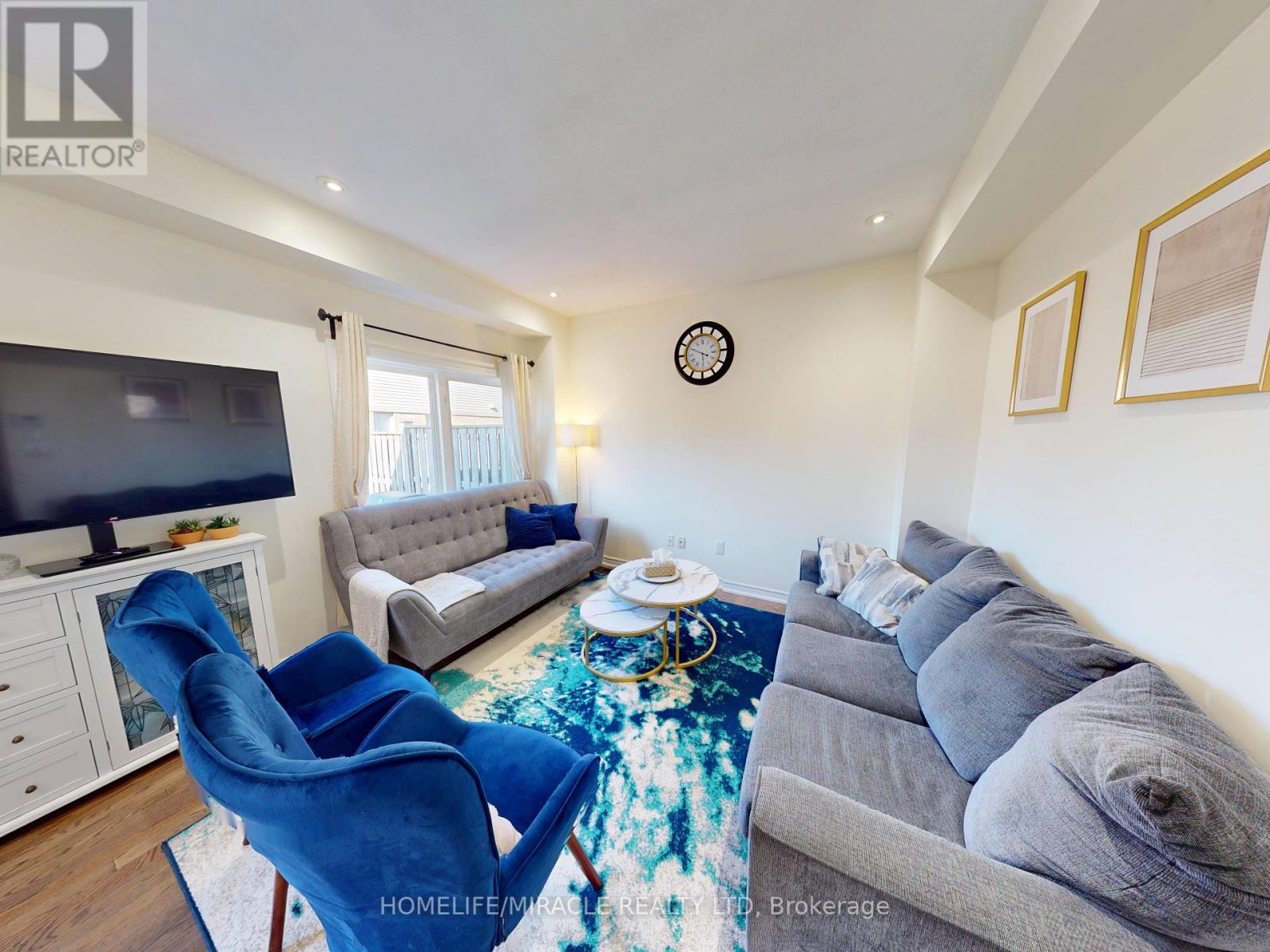 Photo 23 of 43 515 Winston Road, Grimsby ON