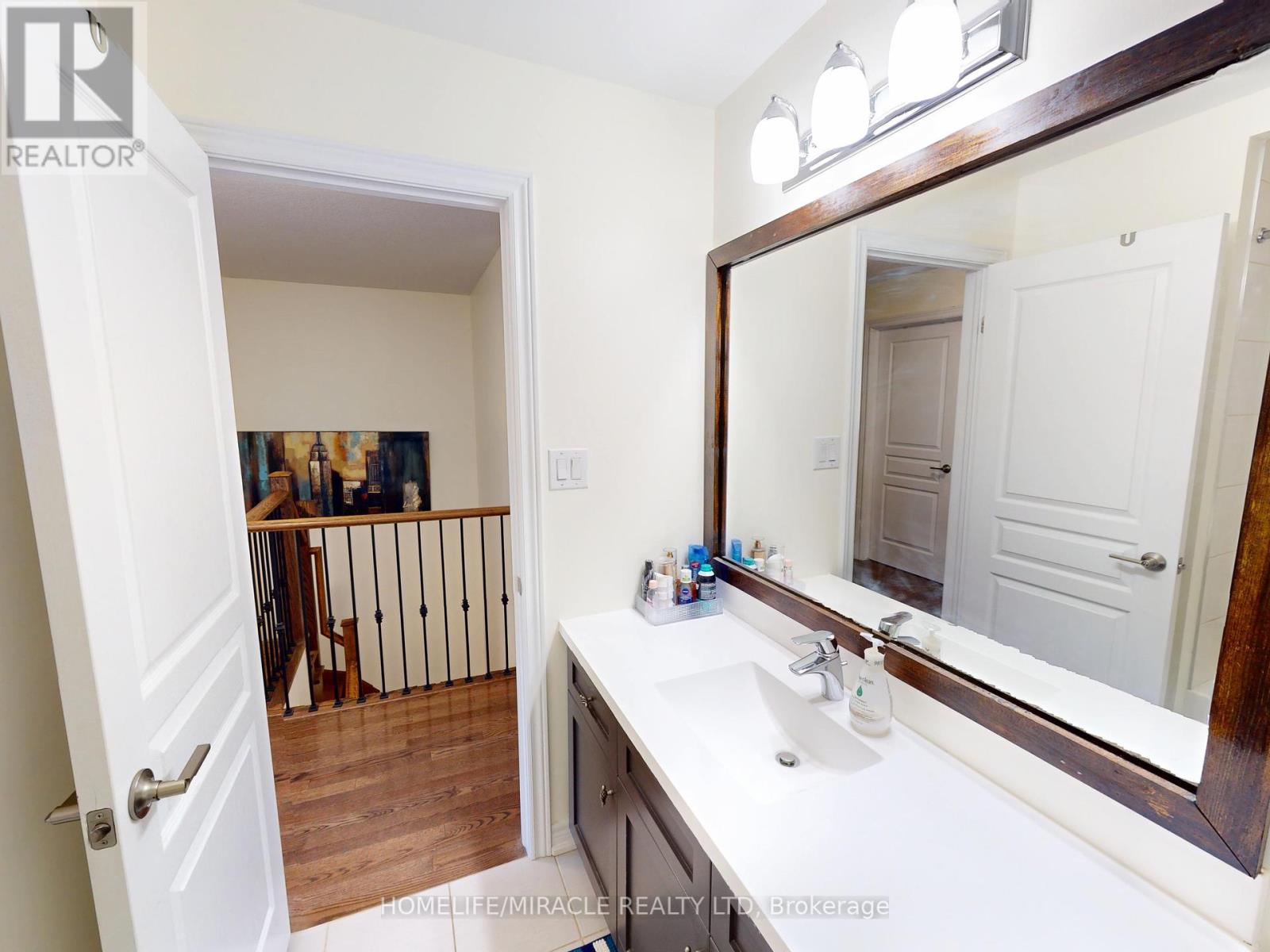Photo 36 of 43 515 Winston Road, Grimsby ON