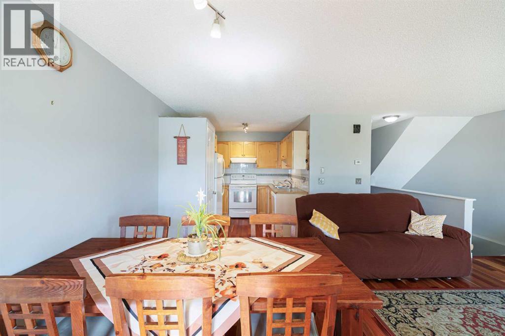 Single Family House for Sale in  Taracove Place NE Taradale Calgary 