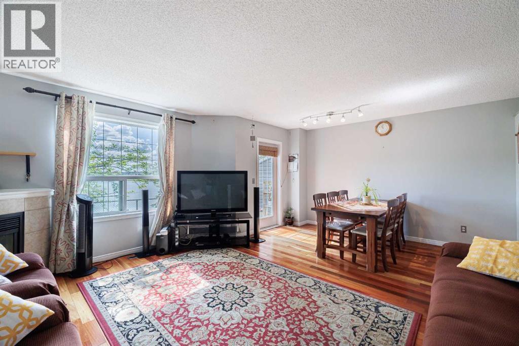 Single Family House for Sale in  Taracove Place NE Taradale Calgary 