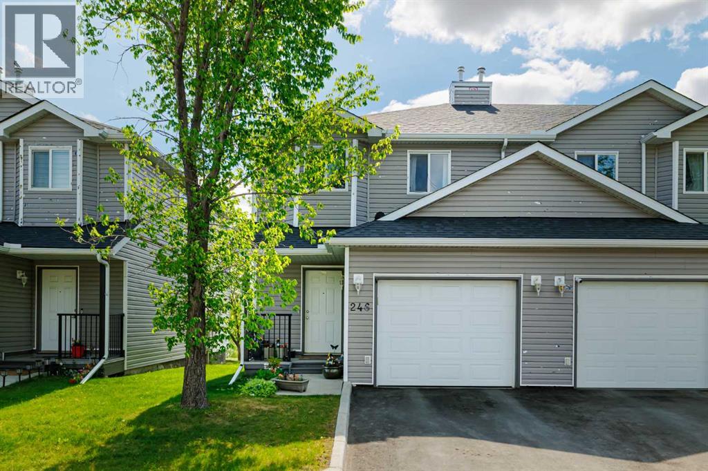 Single Family House for Sale in  Taracove Place NE Taradale Calgary 