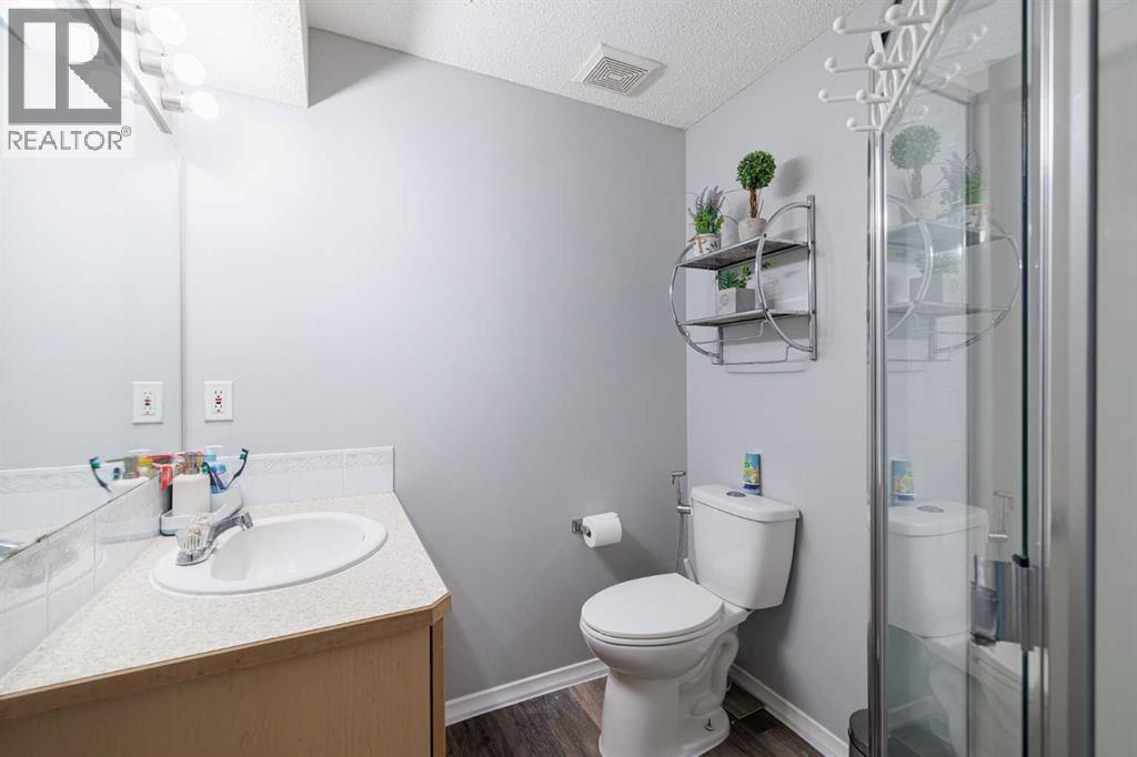 Single Family House for Sale in  Taracove Place NE Taradale Calgary 