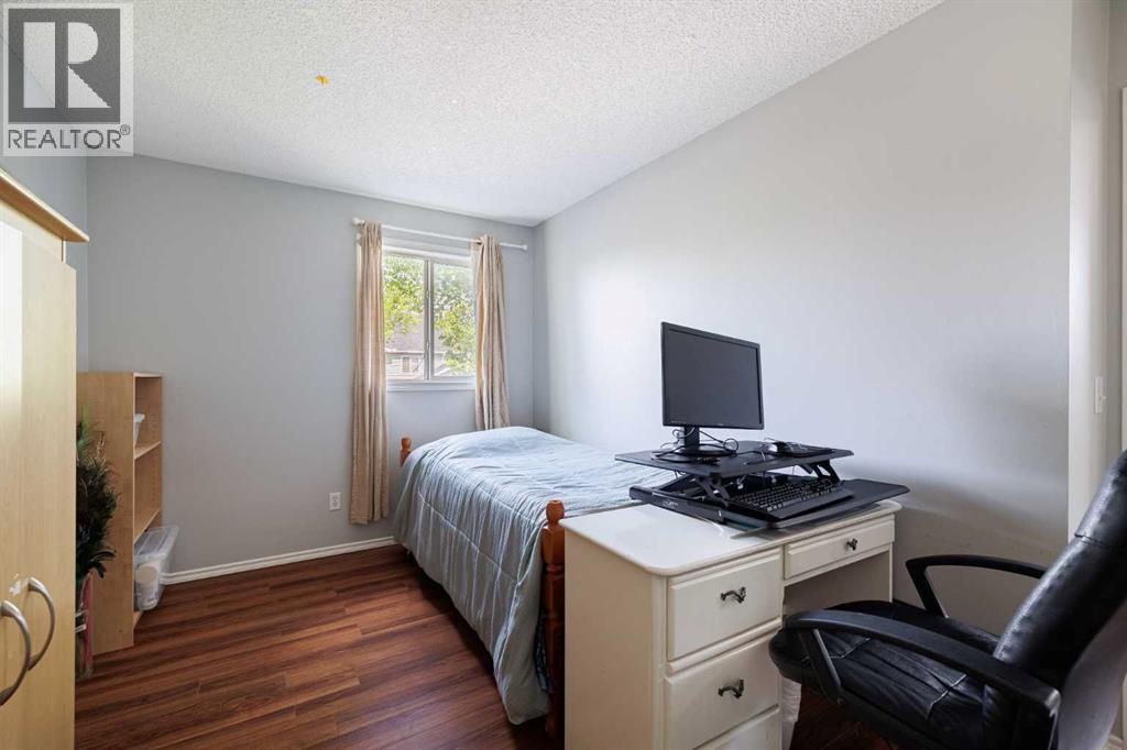 Single Family House for Sale in  Taracove Place NE Taradale Calgary 