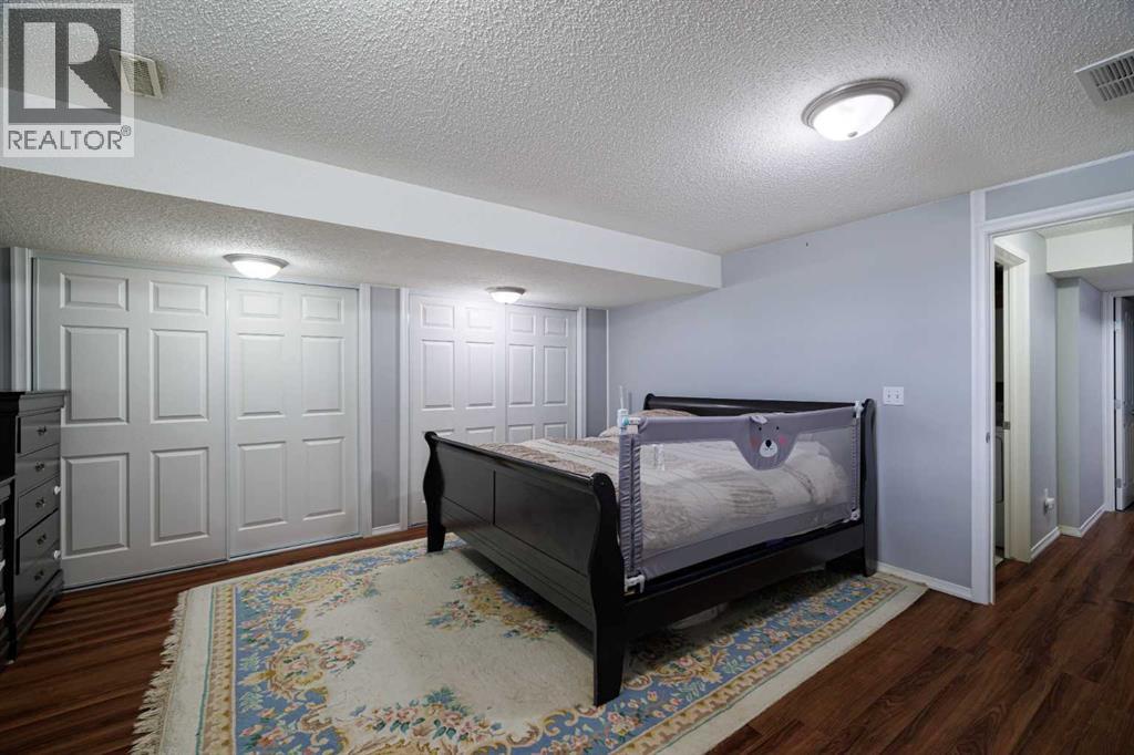 Single Family House for Sale in  Taracove Place NE Taradale Calgary 