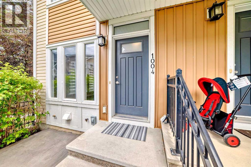 Single Family House for Sale in  Auburn Bay Square SE Auburn Bay Calgary 