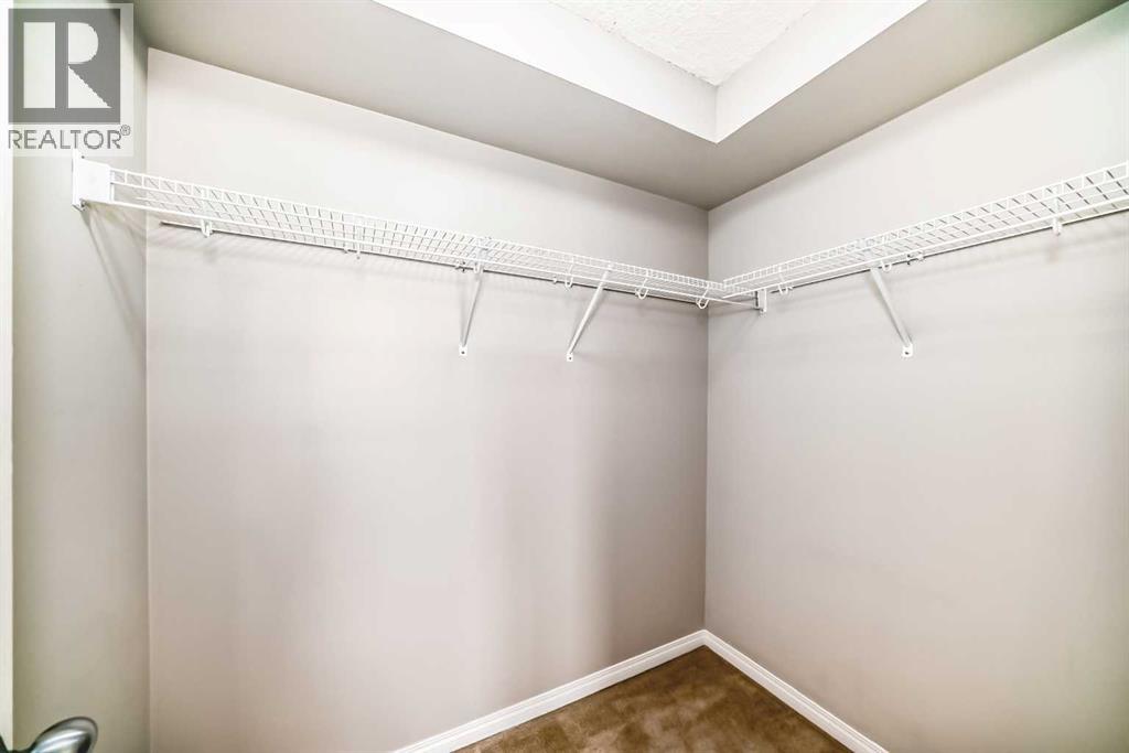 Single Family House for Sale in  Auburn Bay Square SE Auburn Bay Calgary 