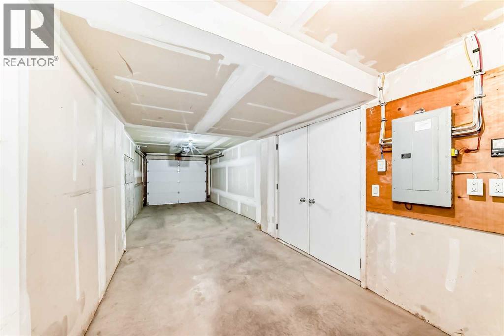 Single Family House for Sale in  Auburn Bay Square SE Auburn Bay Calgary 