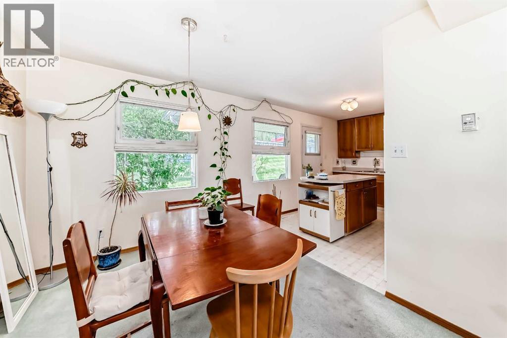Single Family House for Sale in  Merrill Drive NE Winston Heights/Mountview Calgary 