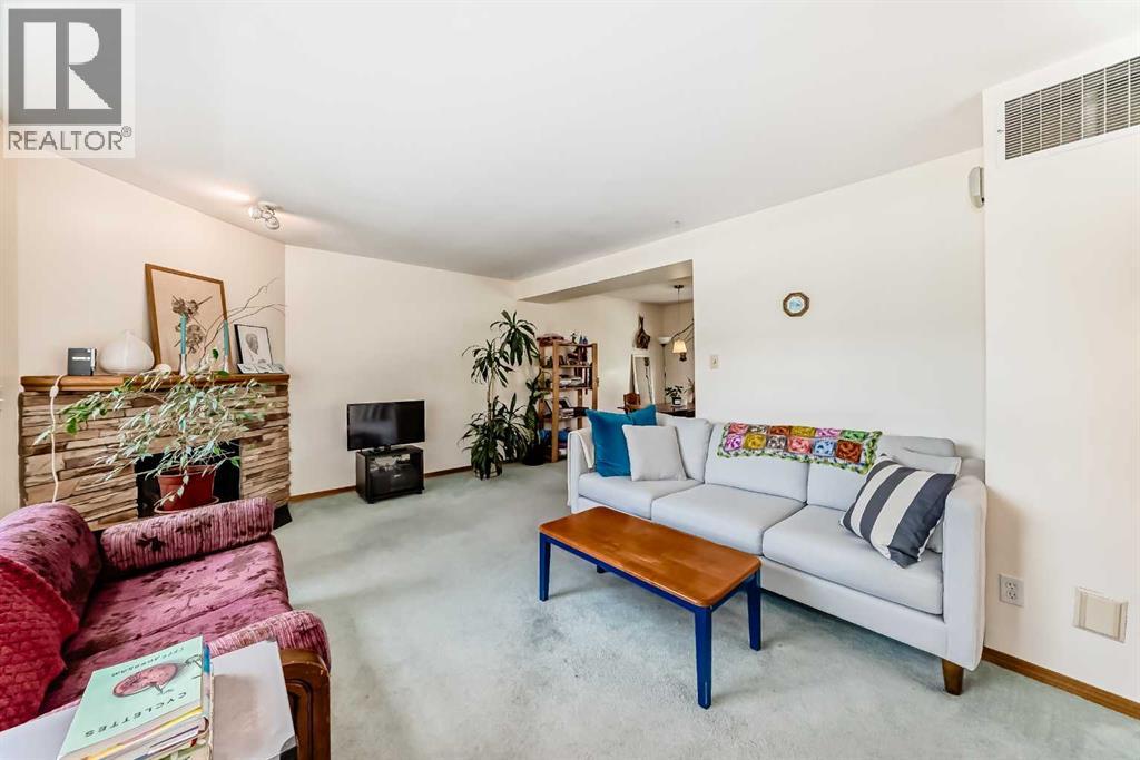 Single Family House for Sale in  Merrill Drive NE Winston Heights/Mountview Calgary 