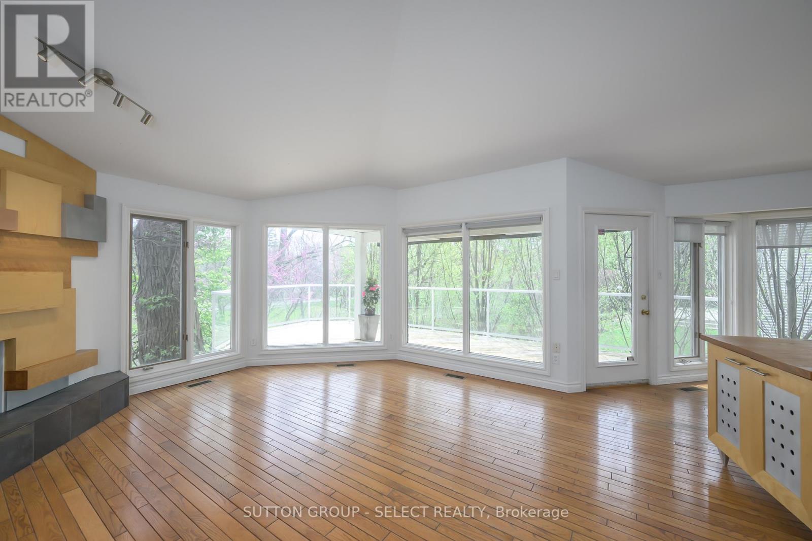 Photo 19 of 5 10 Mackellar Avenue, London North ON