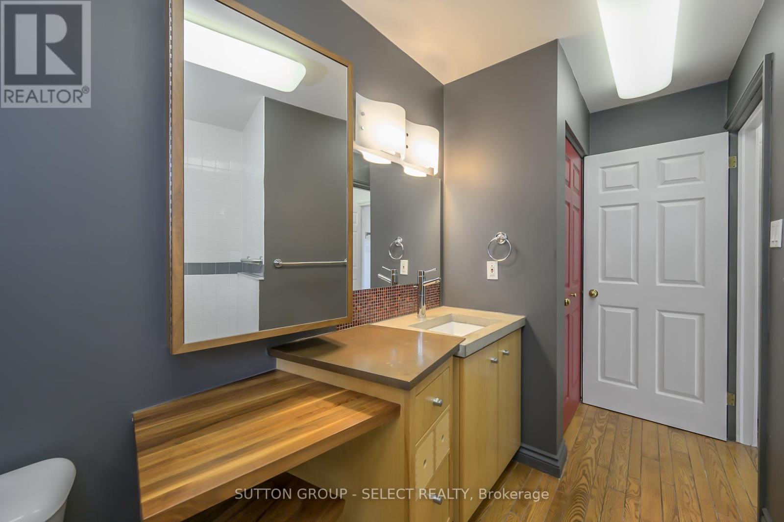 Photo 33 of 5 10 Mackellar Avenue, London North ON