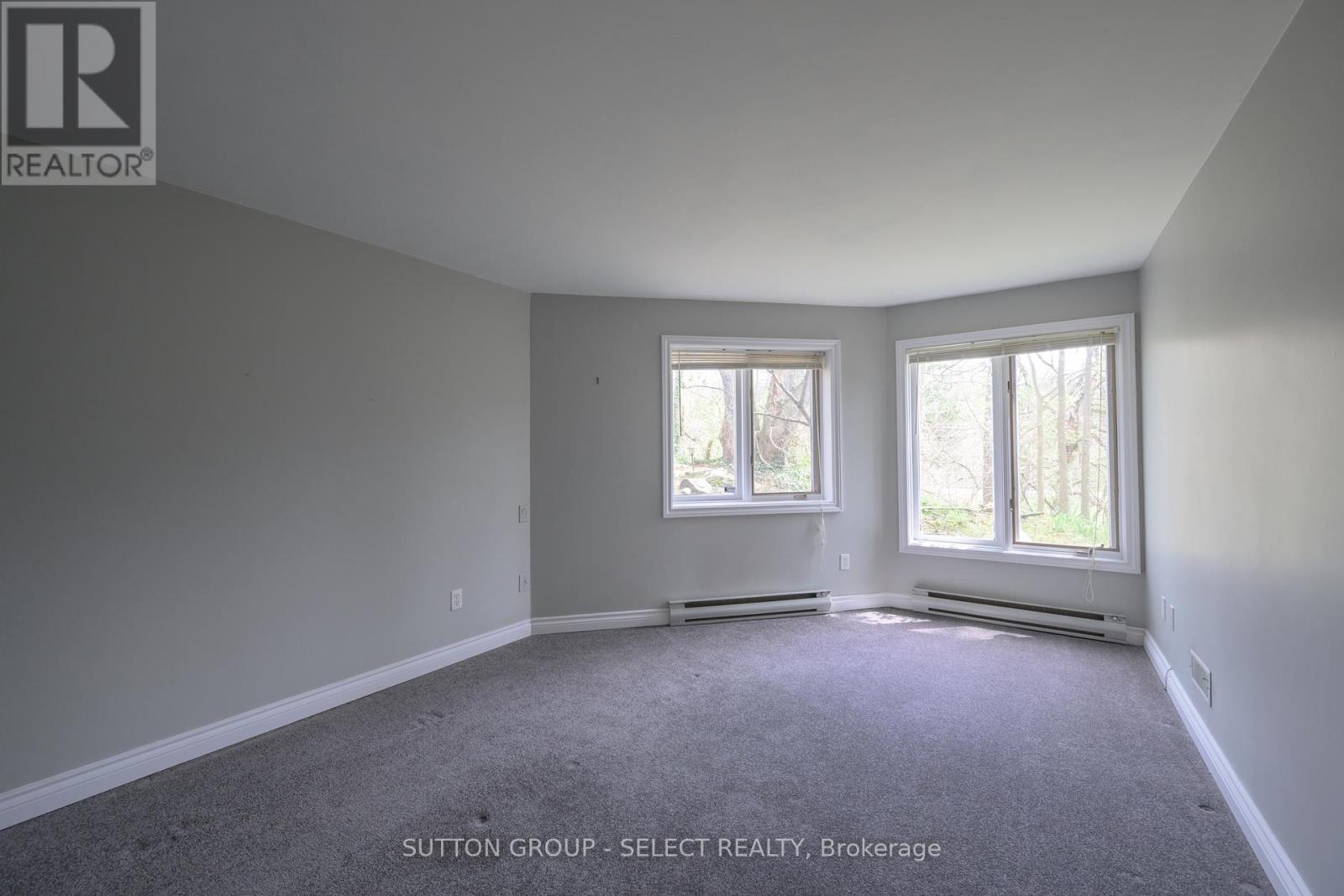 Photo 42 of 5 10 Mackellar Avenue, London North ON