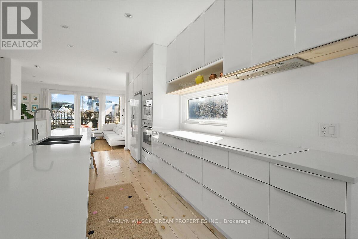Photo 9 of 67 Pinhey Street, Ottawa ON