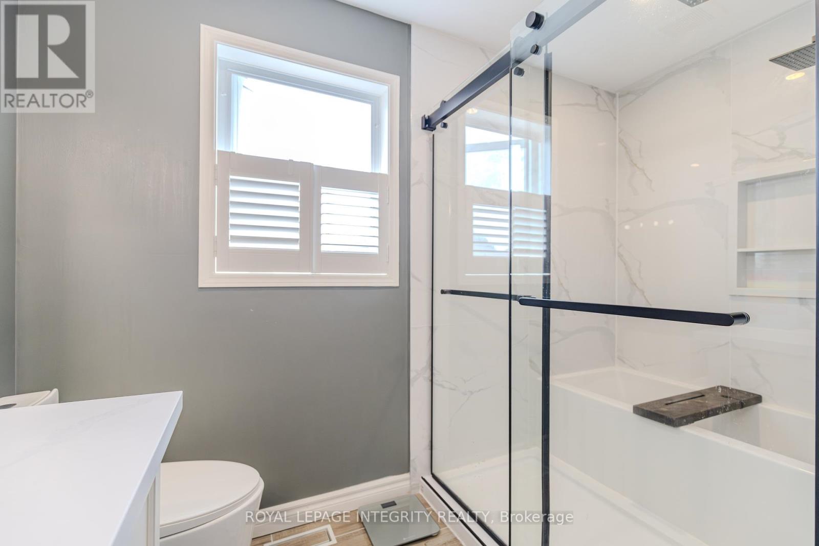 Photo 35 of 2123 Esprit Drive, Ottawa ON