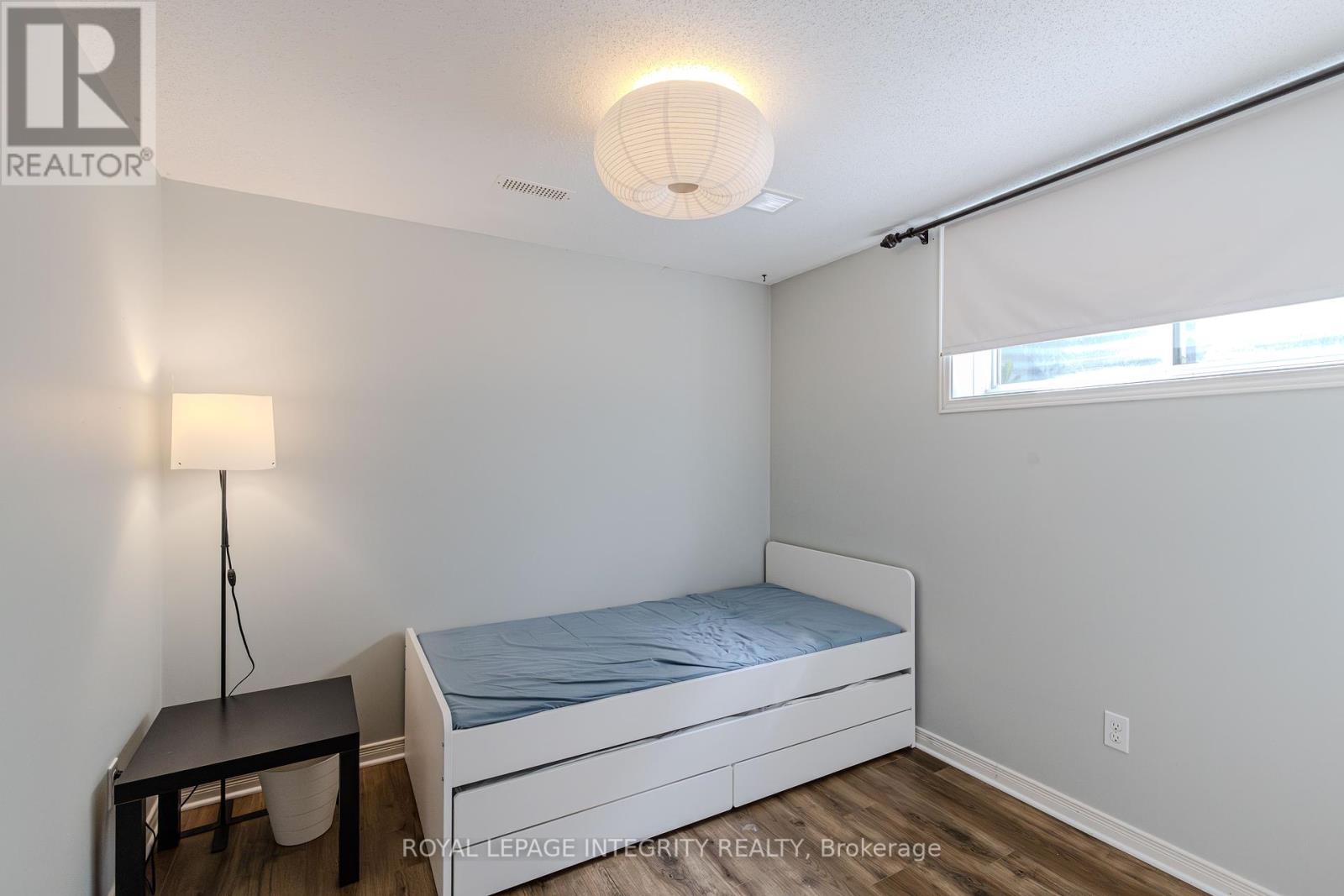 Photo 43 of 2123 Esprit Drive, Ottawa ON