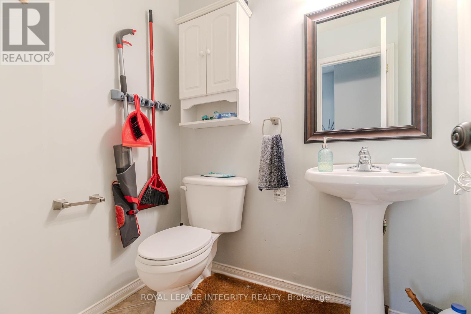 Photo 6 of 2123 Esprit Drive, Ottawa ON