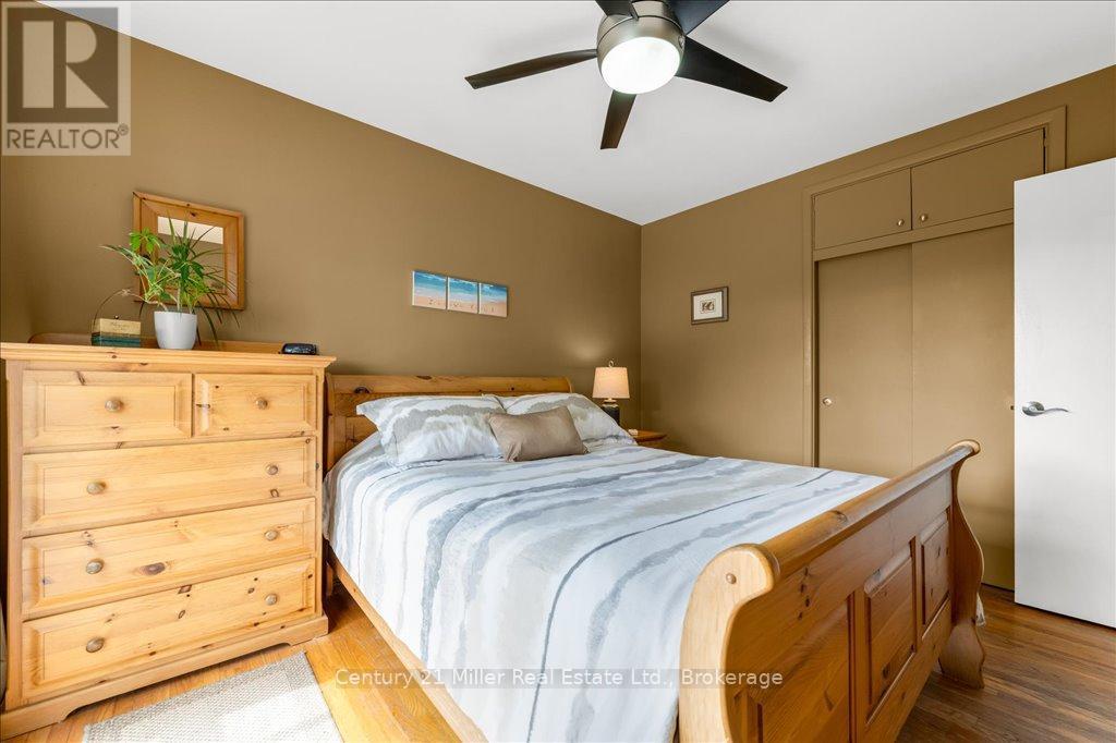 Photo 27 of 1504 Bridge Road, Oakville ON