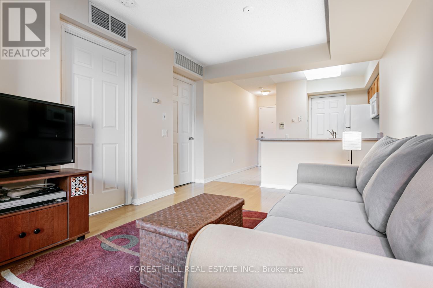 Photo 7 of 1501 30 Harrison Garden Boulevard, Toronto ON