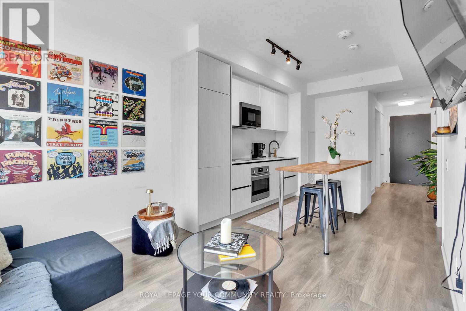 Photo 18 of 3307 108 Peter Street, Toronto ON