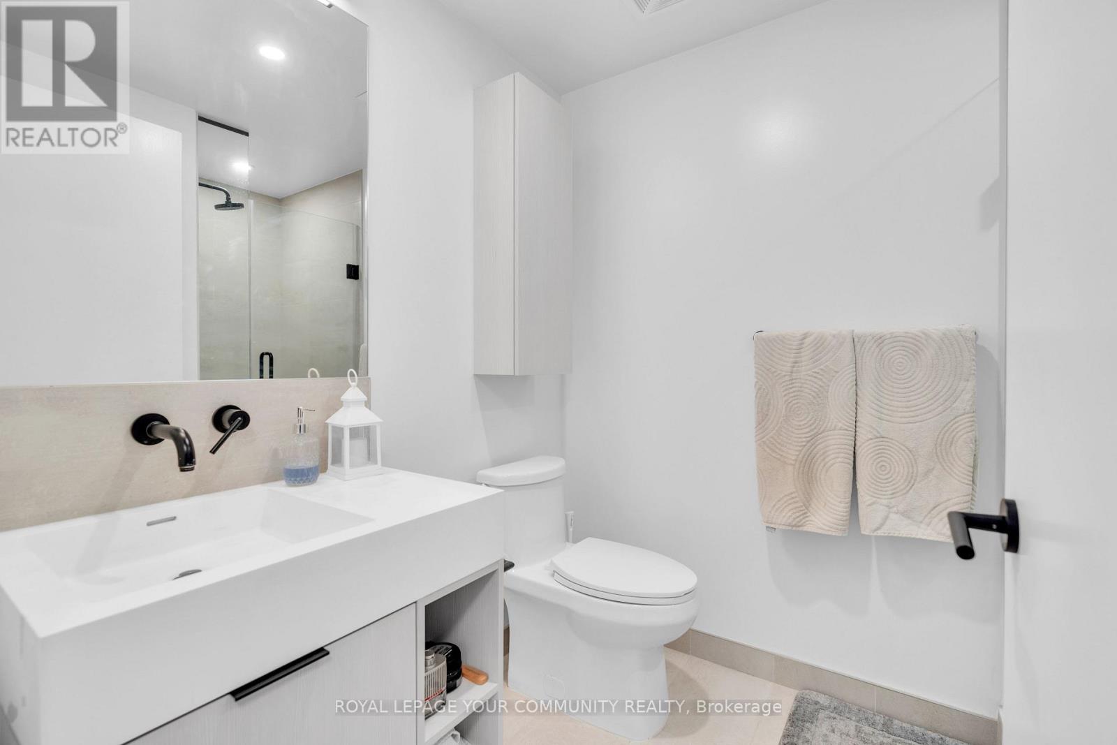 Photo 21 of 3307 108 Peter Street, Toronto ON
