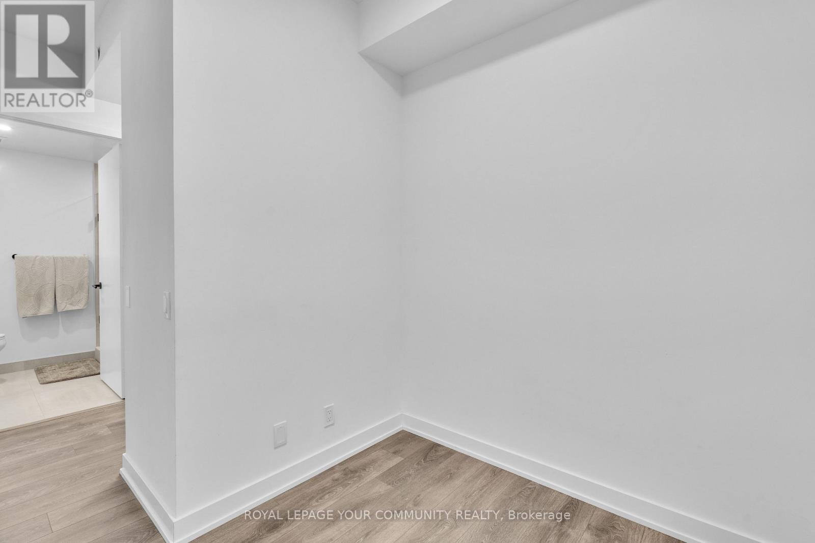 Photo 13 of 3307 108 Peter Street, Toronto ON