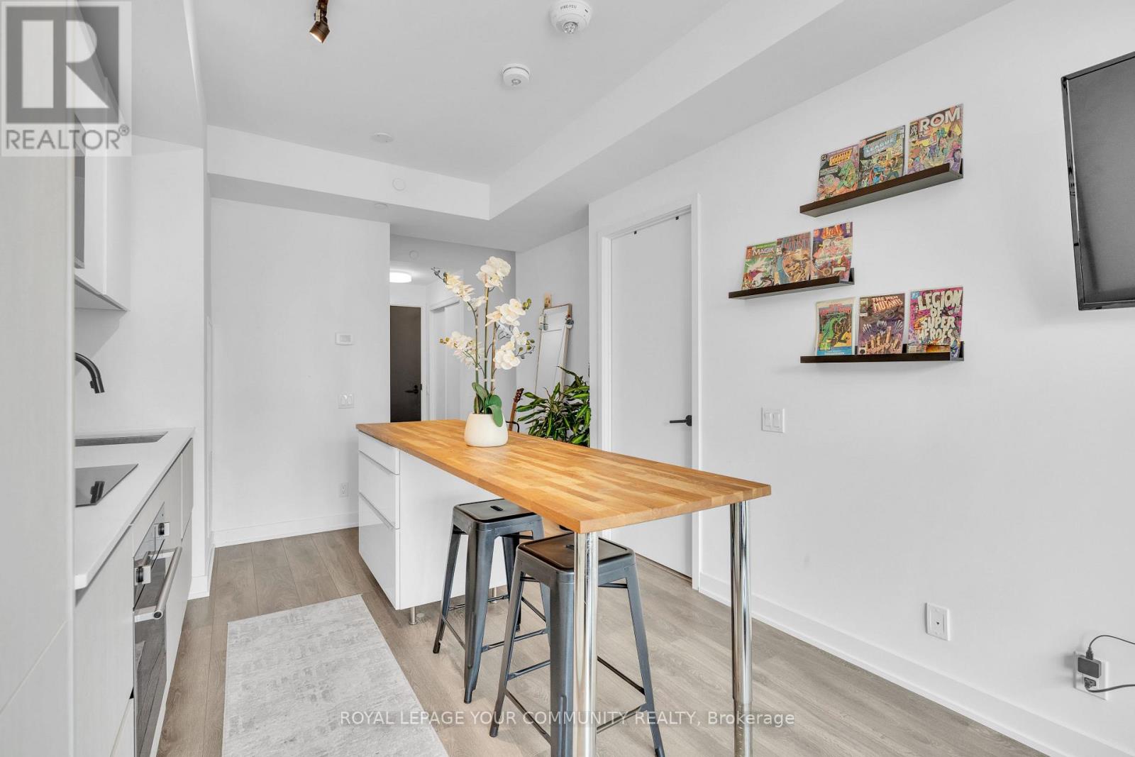 Photo 15 of 3307 108 Peter Street, Toronto ON