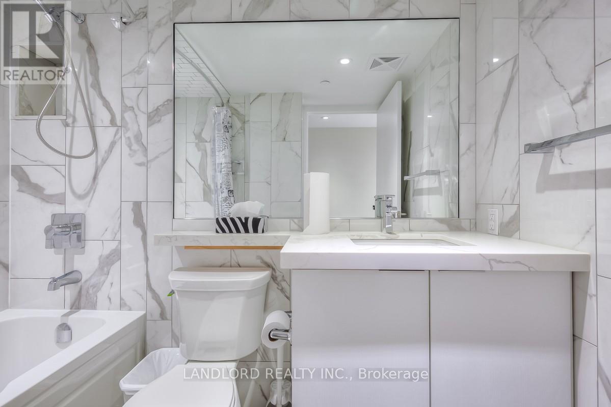 Photo 12 of 1714 955 Bay Street, Toronto ON