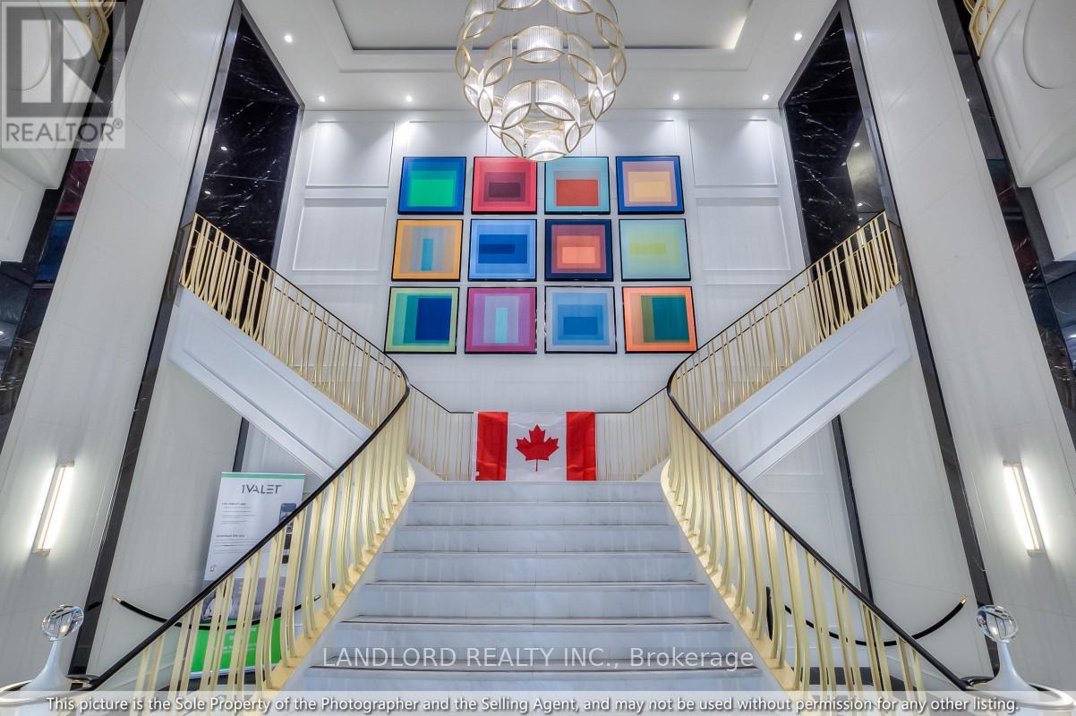 Photo 2 of 1714 955 Bay Street, Toronto ON