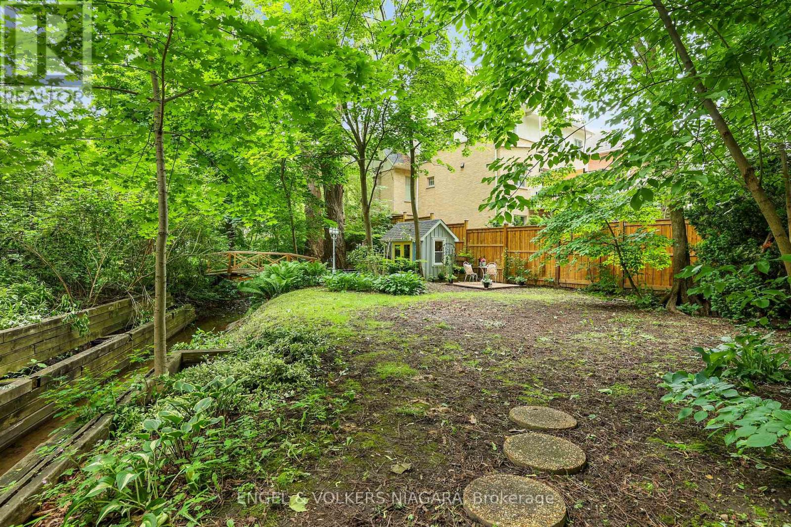 Photo 1 of 109 Centre Street, Vaughan ON