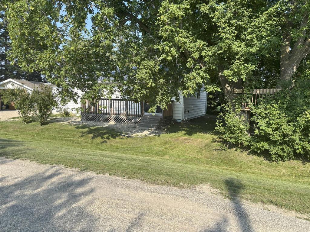 Photo 9 of 104 Birch Street, Vita MB
