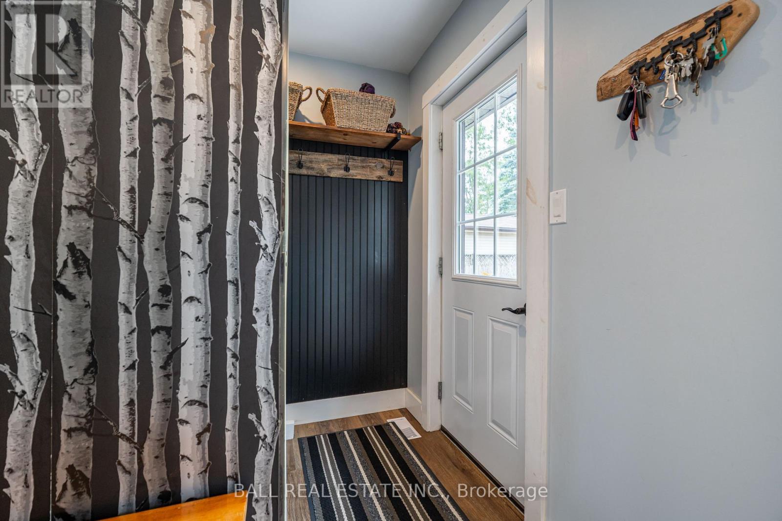 Photo 11 of 39 Bishop Street, Selwyn ON