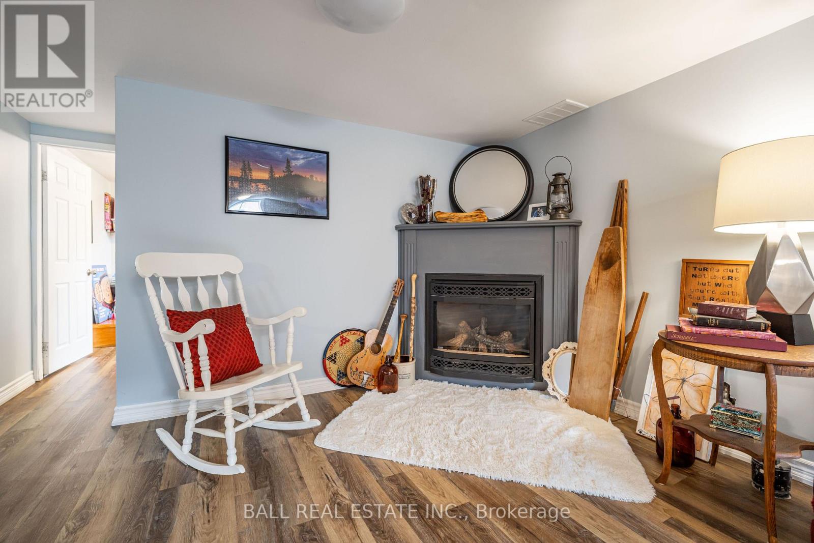 Photo 6 of 39 Bishop Street, Selwyn ON