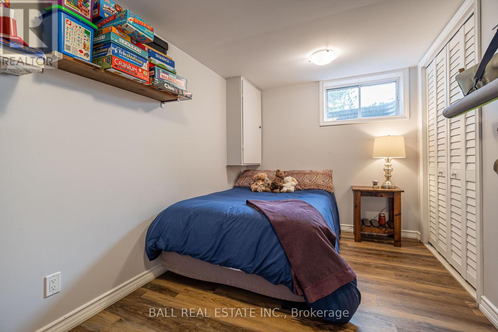 Photo 17 of 39 Bishop Street, Selwyn ON