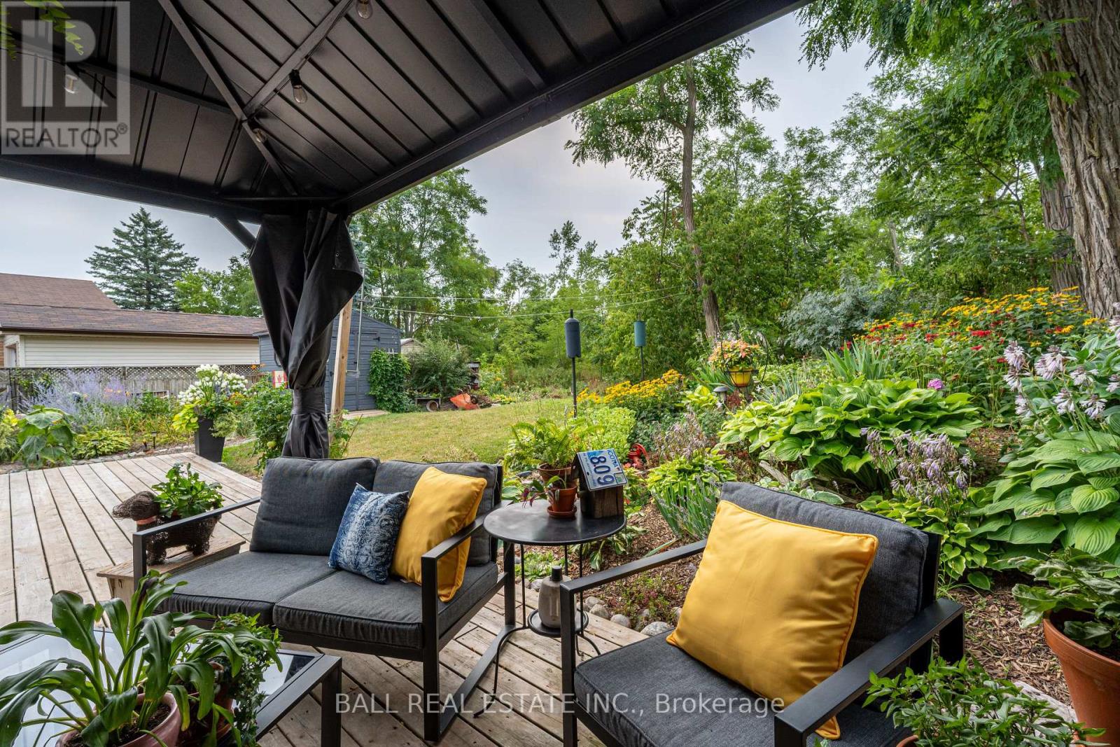 Photo 24 of 39 Bishop Street, Selwyn ON