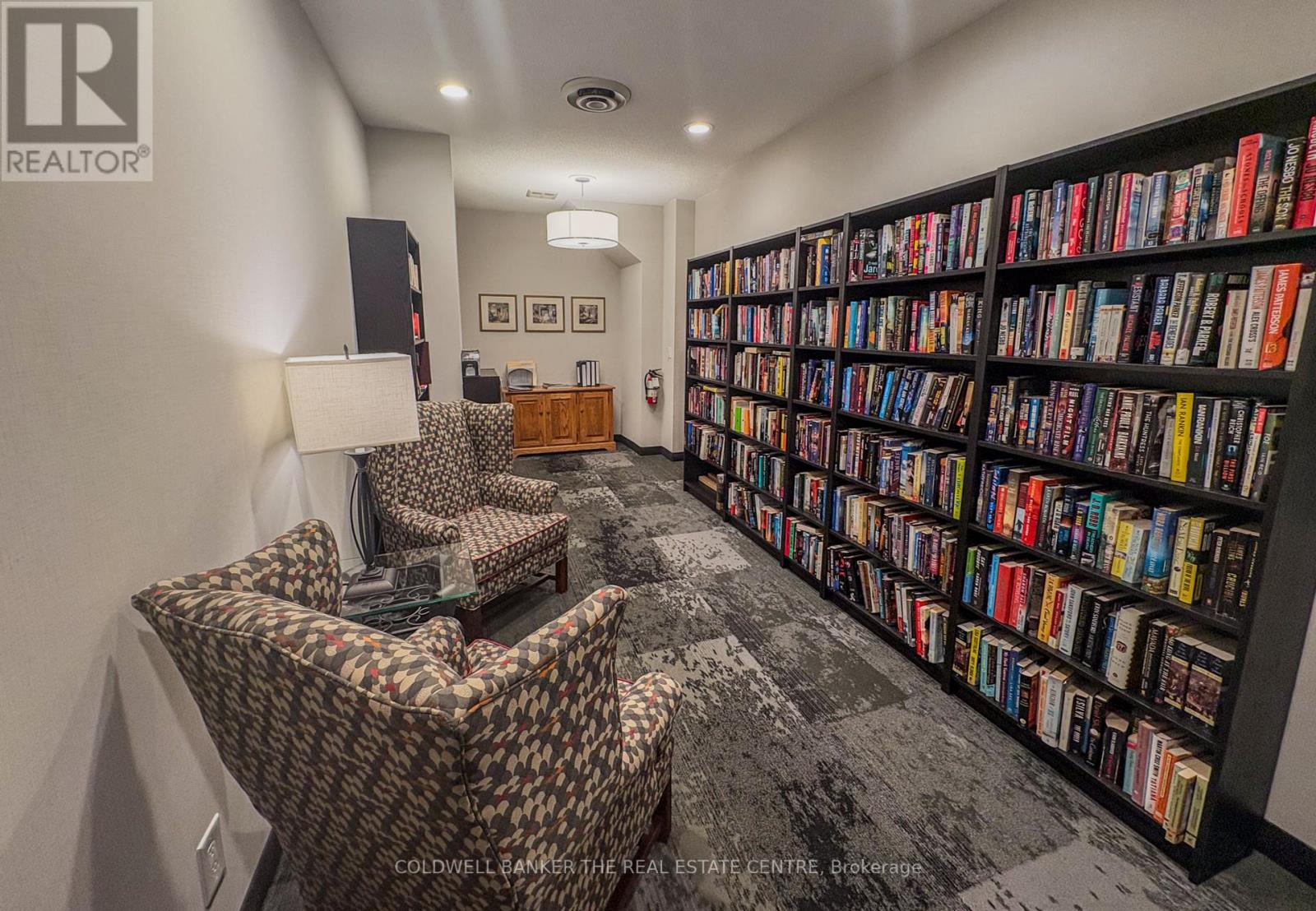 Photo 29 of 307 100 Observatory Lane, Richmond Hill ON