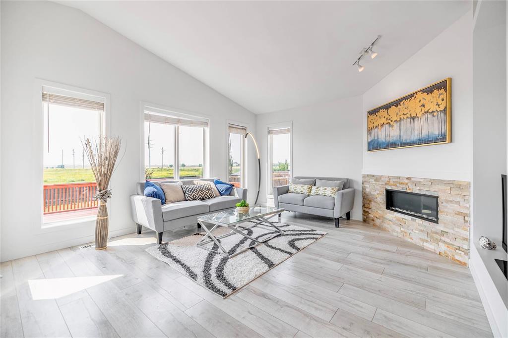 Photo 11 of 147 Eagleview Road, Winnipeg MB