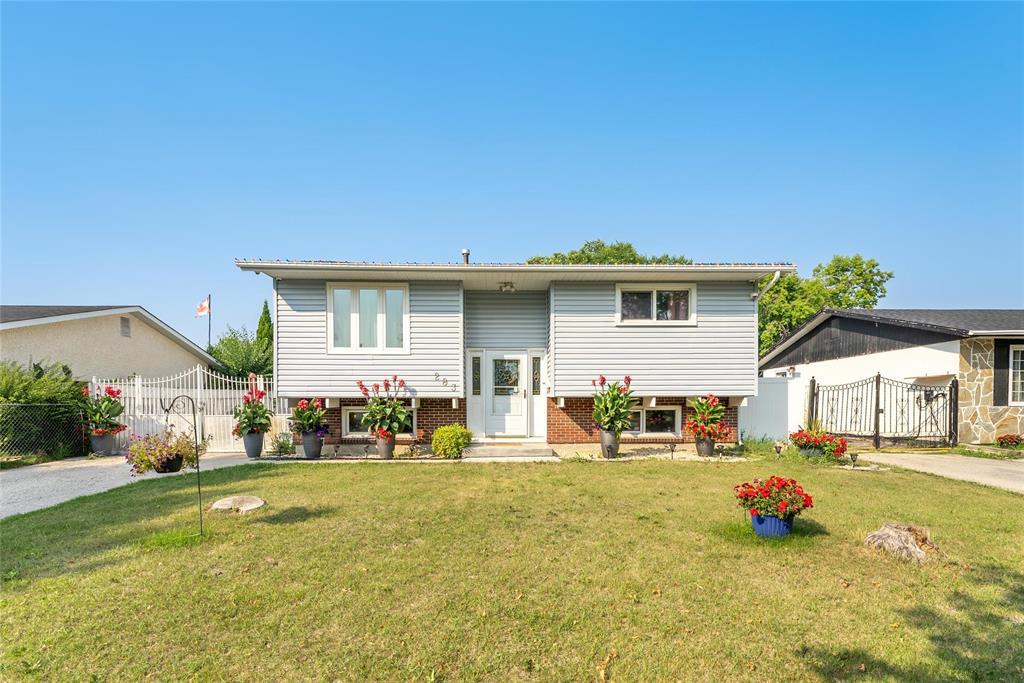 Photo 1 of 283 Mapleglen Drive, Winnipeg MB