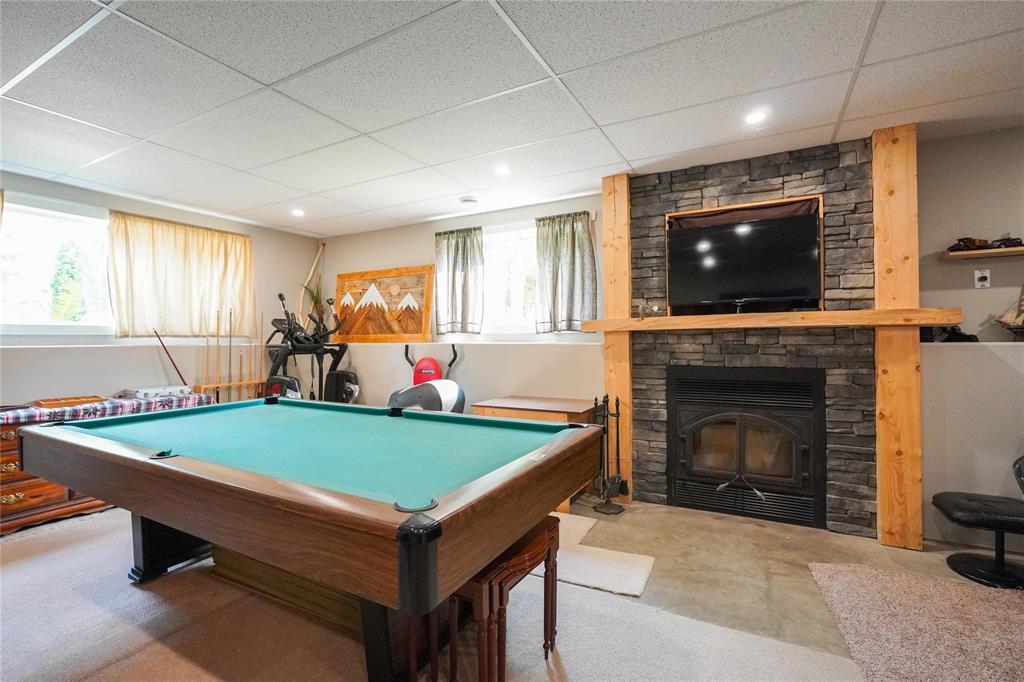 Photo 17 of 98 Maple Avenue, Mitchell MB