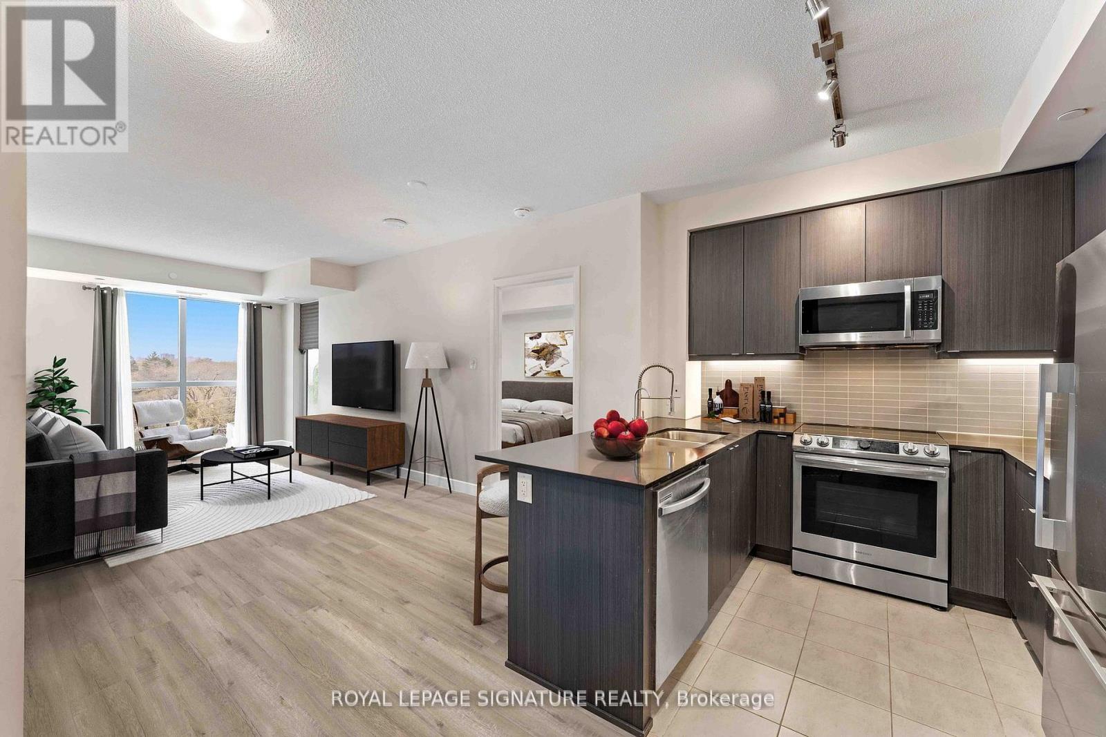 Photo 7 of 510 50 Thomas Riley Road, Toronto ON