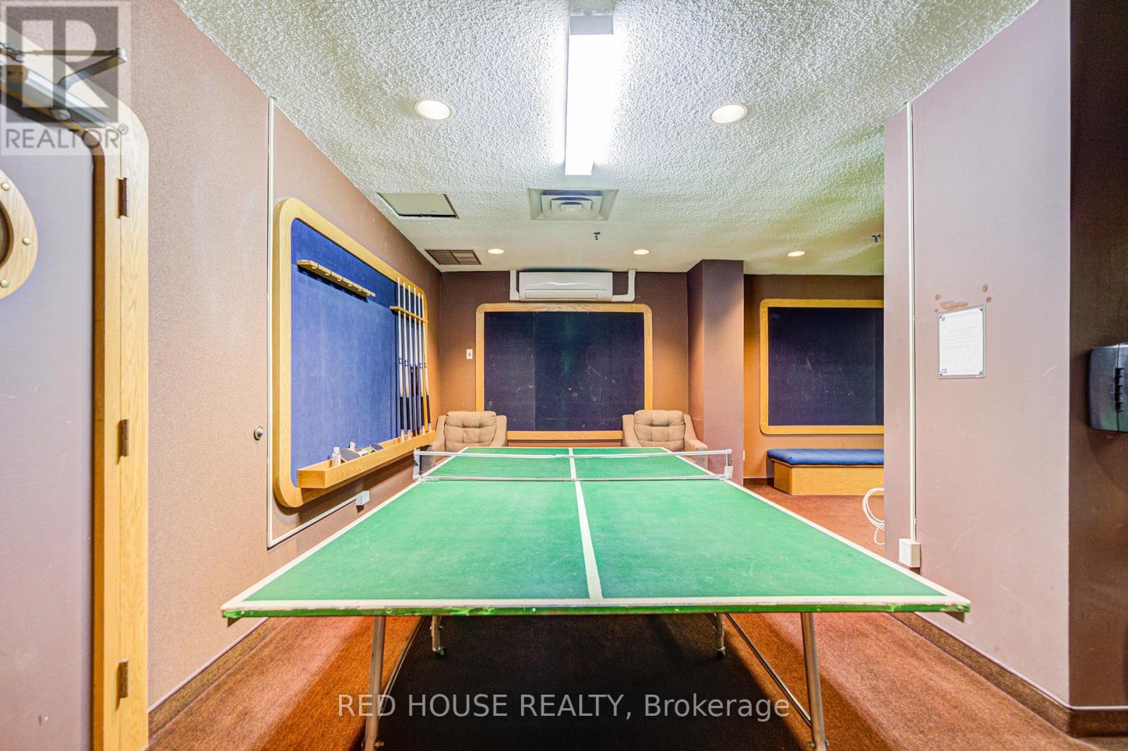 Photo 12 of 809 5250 Lakeshore Road, Burlington ON