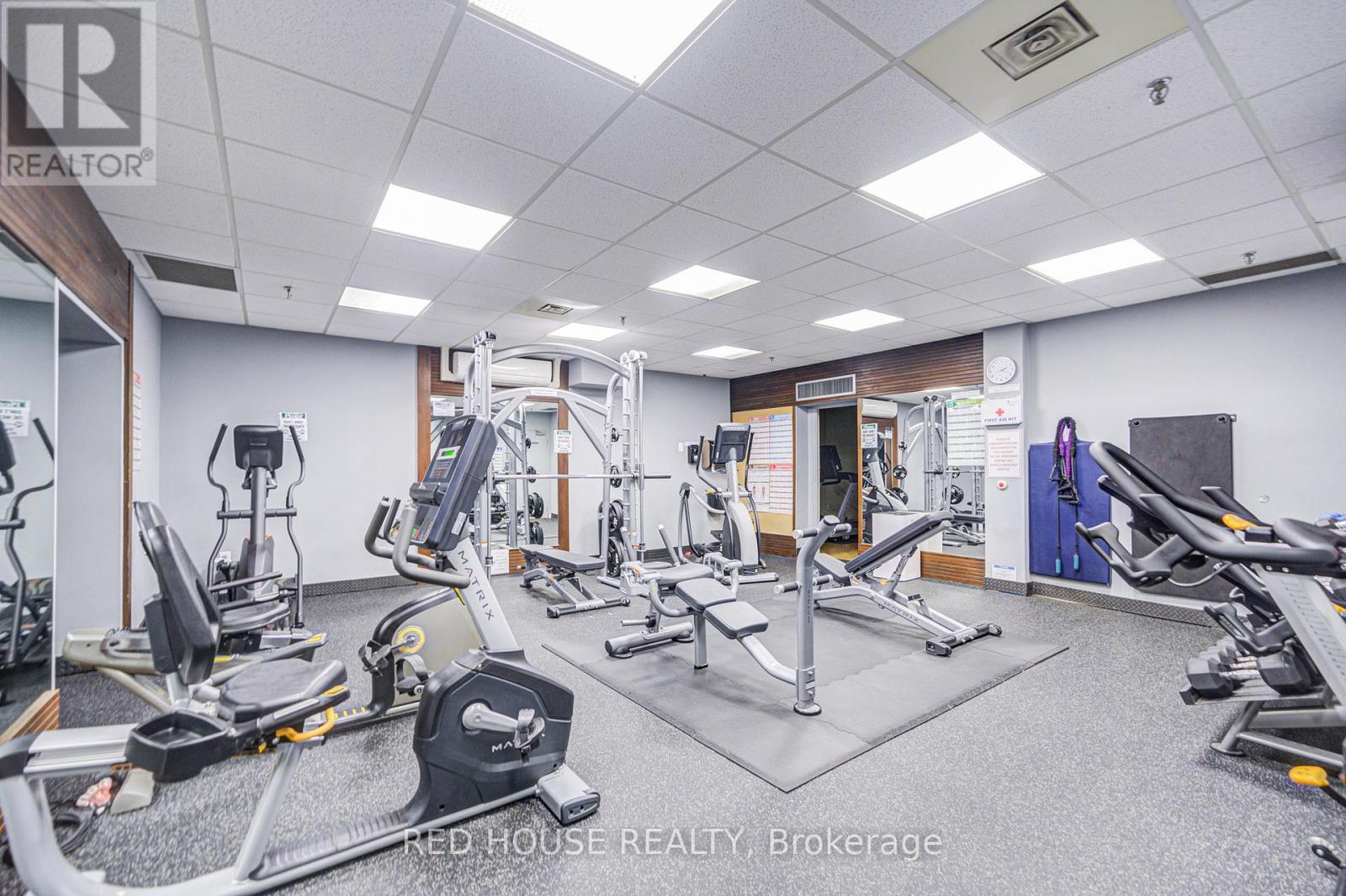 Photo 33 of 809 5250 Lakeshore Road, Burlington ON