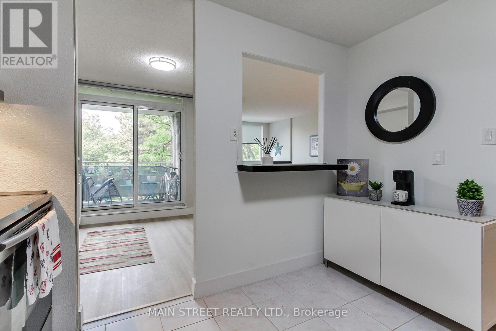 Photo 30 of 307 355 Rathburn Road E, Mississauga ON